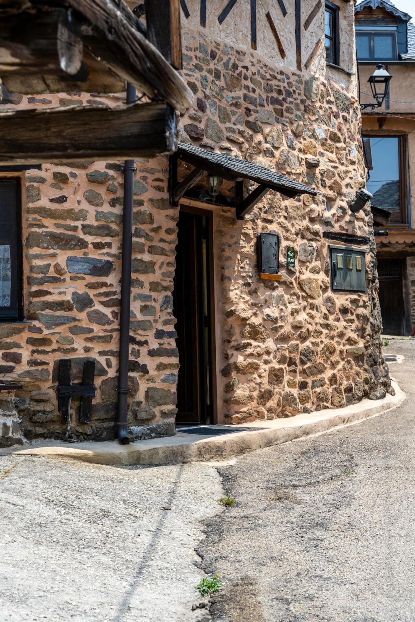 Casa De Turismo Rural Sardom2 Bembibre (Castile and Leon) Exterior foto